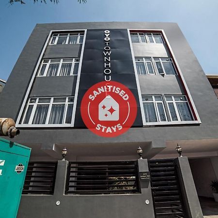 Hotel Oyo Townhouse 086 Pankha Road Neu-Delhi Exterior foto